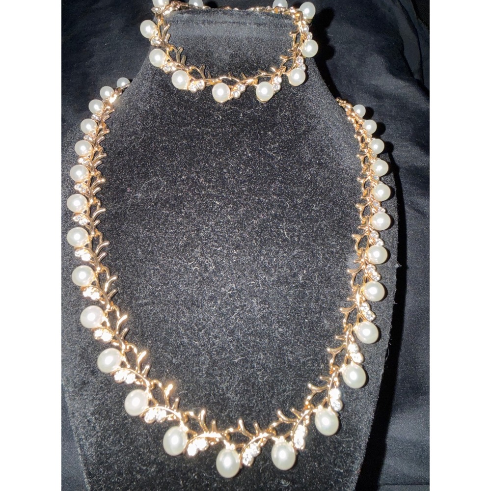 Gold Tone Faux Pearl Rhinestone Necklace and Bracelet Set Formal Wedding Jewelry